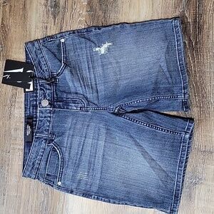 NWT Simply Vera jean shorts